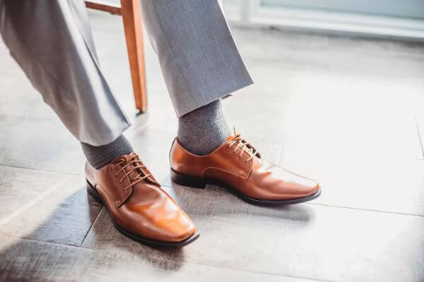 How to Match Shoes With Pants