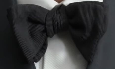 modified butterfly bow tie