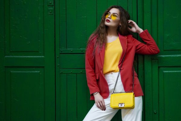 How to Color Block Outfits For Women