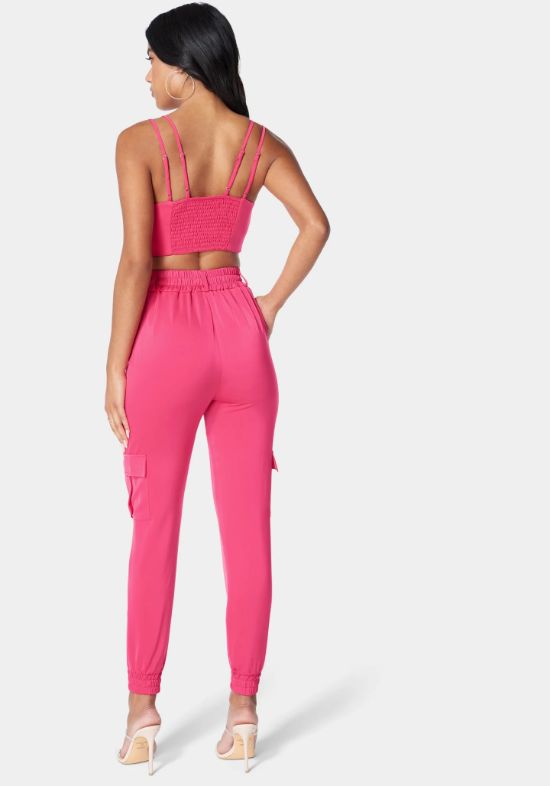pink-cargo-jogger-outfit