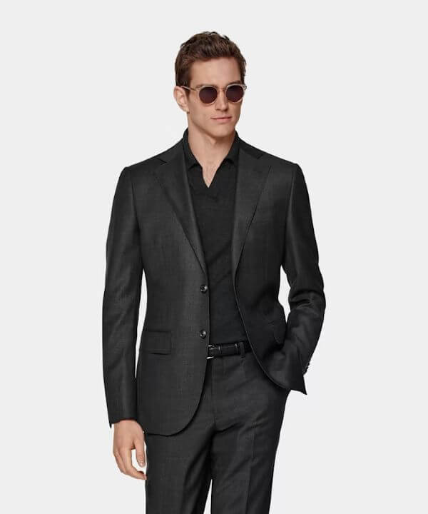 dark-grey-suit-with-black-shirt