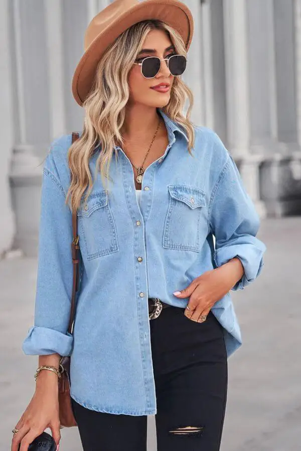 denim-blouse-outfit-casual