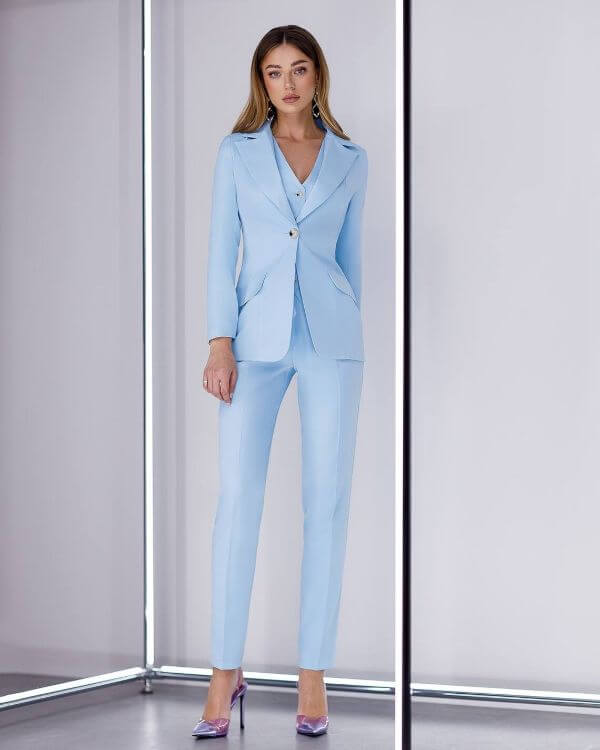 power suits for women chic