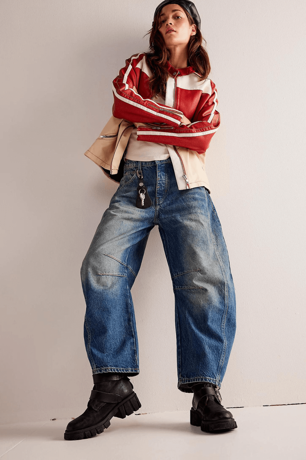 5 Barrel Jeans Outfits
