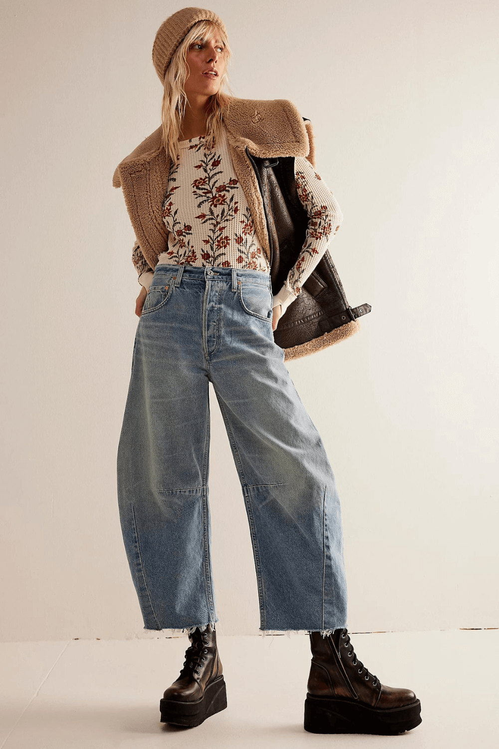 5 barrel jeans outfits