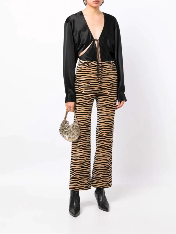 How to Wear Animal Print Pants