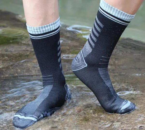 best moisture wicking socks