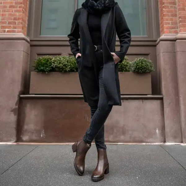 How to Style Chelsea Boots Women