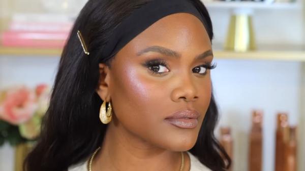 How to Get a Soft Glam Makeup Look