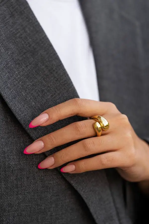 How to Style Gold Rings