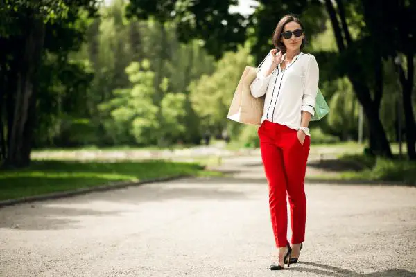 What to Wear With Red Pants