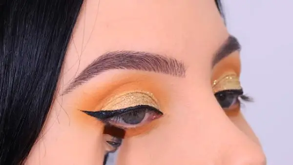 Golden Glitter Eye Makeup Tutorial