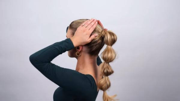 How to Do Bubble Ponytail