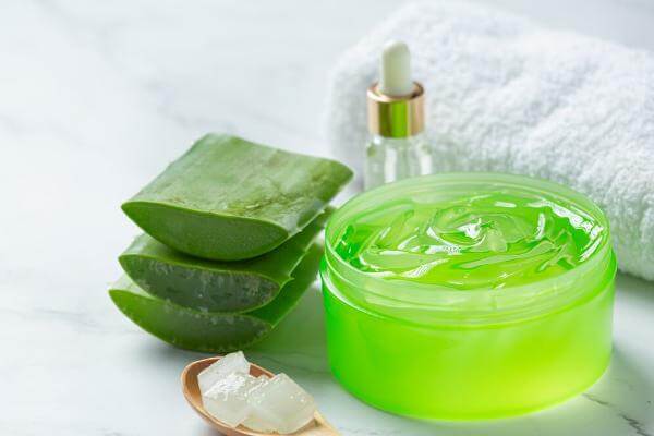 How to Use Aloe Vera Plant For Skin