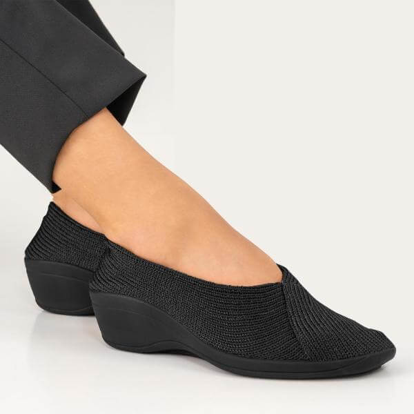 Slip Ons Shoes Women