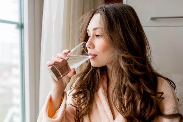 Skin Benefits of Drinking Water