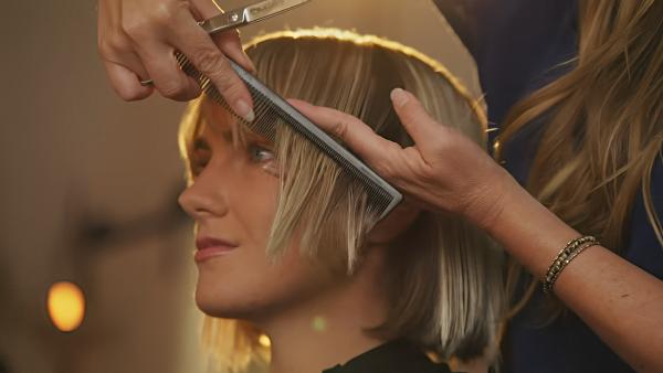 How to Cut & Style Shattered Bob