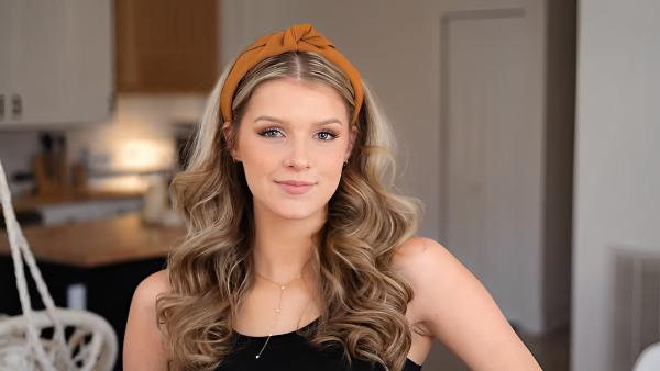 How to Style Headbands
