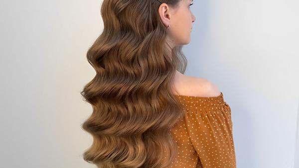 Classic Hollywood Waves Long Hair