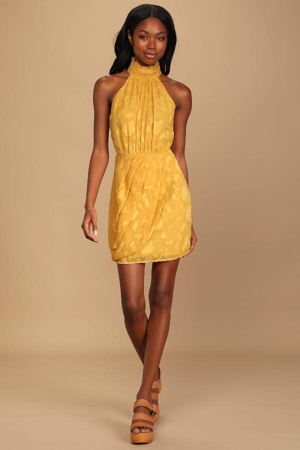 How to Style a Short Yellow Dress