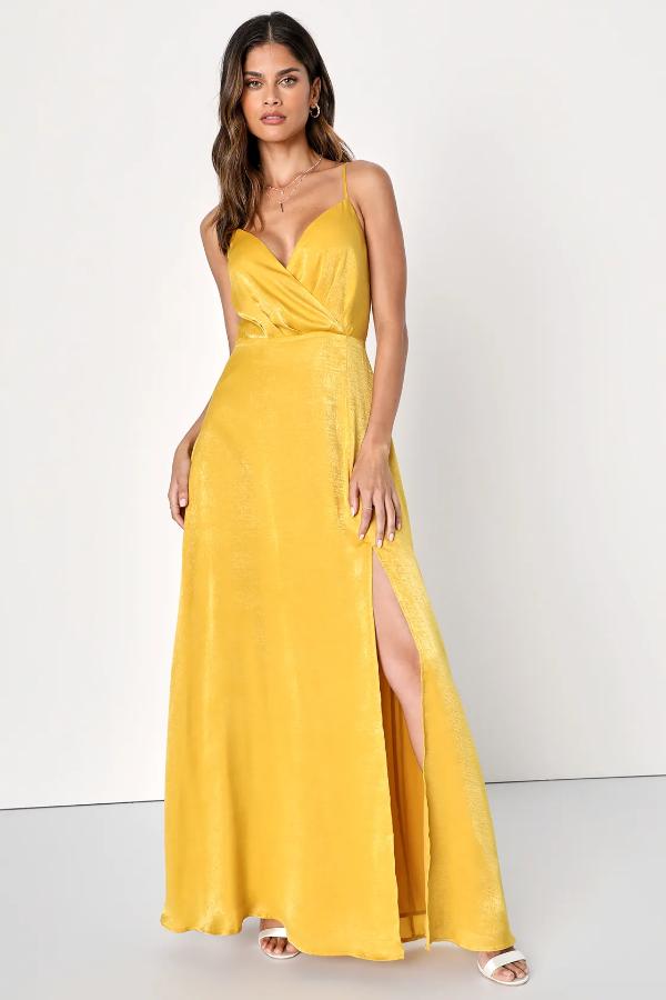How to Style Yellow Maxi Dress