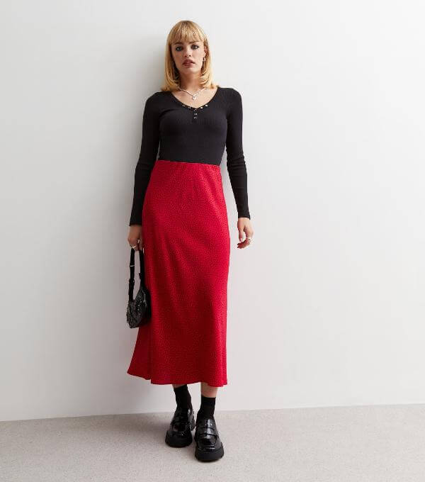 Red Midi Skirt Outfit Casual