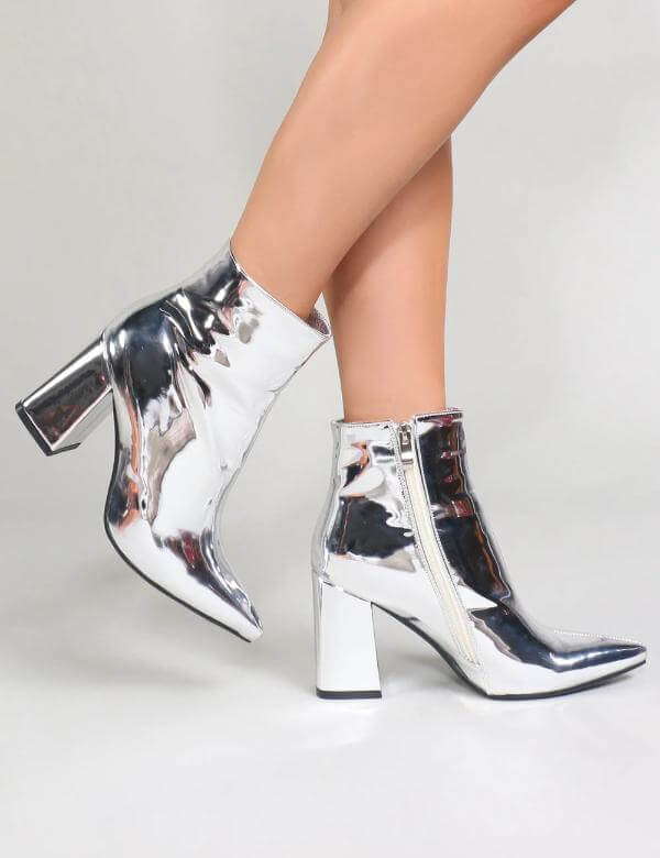 Silver Metallic Boots Outfit Aesthetic