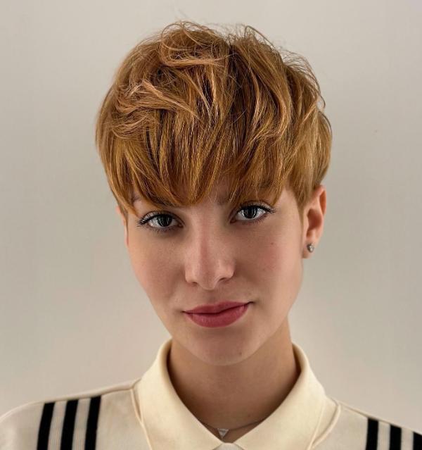 Aesthetic Short Hair With Bangs