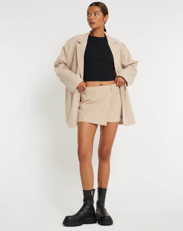 Beige Mini Skirt Outfit Fall