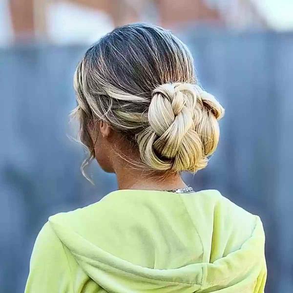How to Do an Updo Yourself at Home