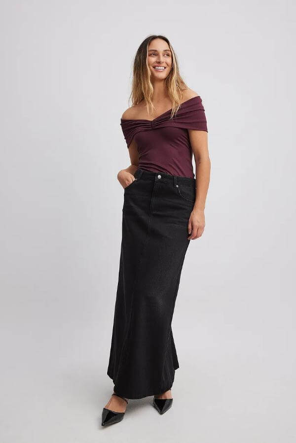How to Style Maxi Denim Skirts