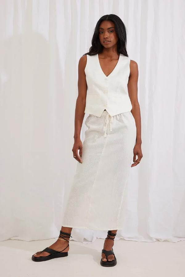 White Linen Skirt Outfit