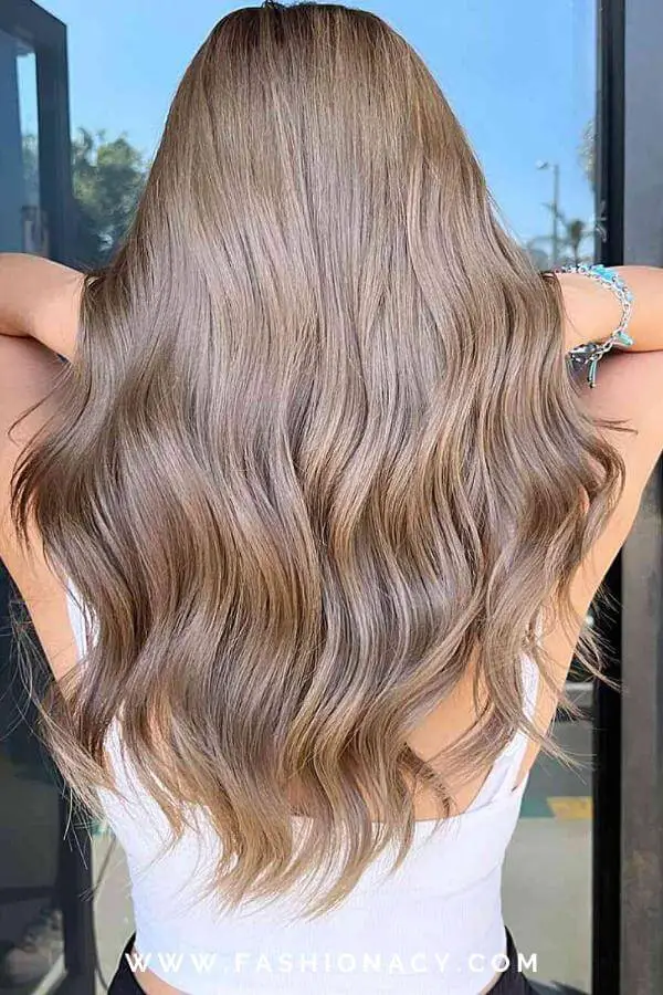 7 Milk Tea Hair Color Ideas