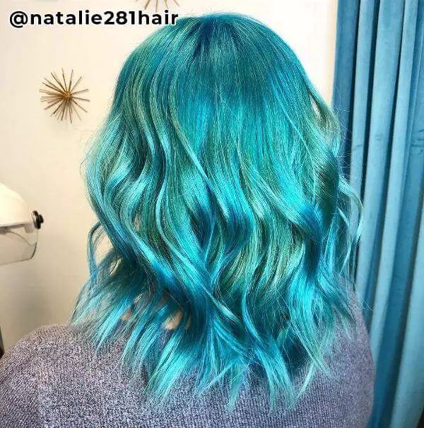 Aquamarine Hair Dye