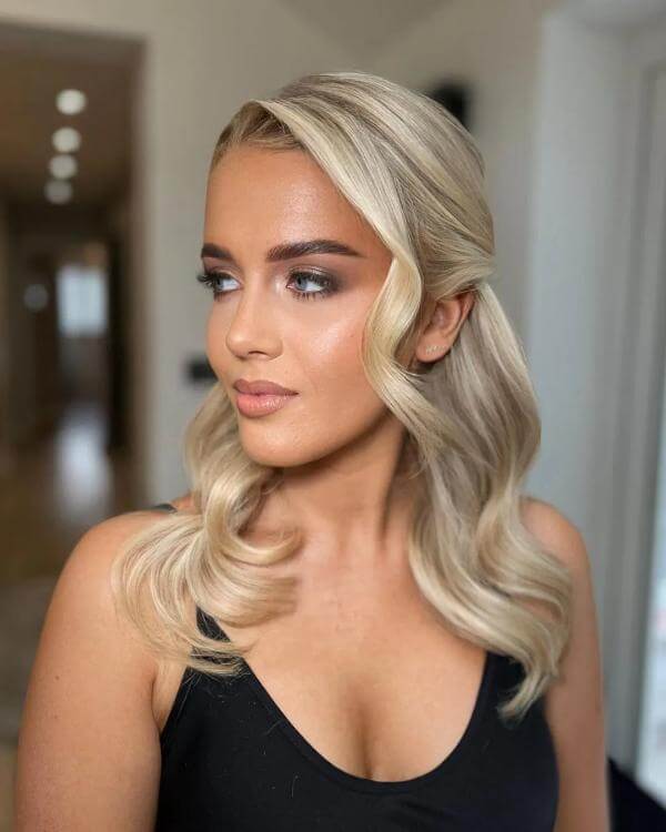 Hairstyles That Elongate Neck