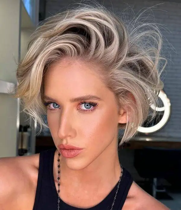 Messy Short Hair