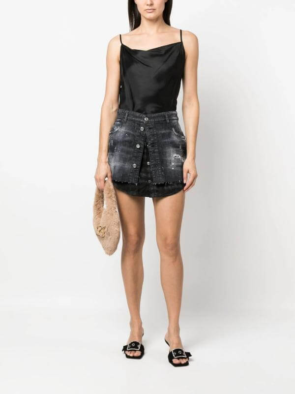 Distressed Denim Skirt Outfit