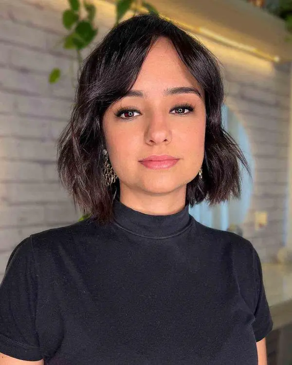Short Haircut for Square Face Shape