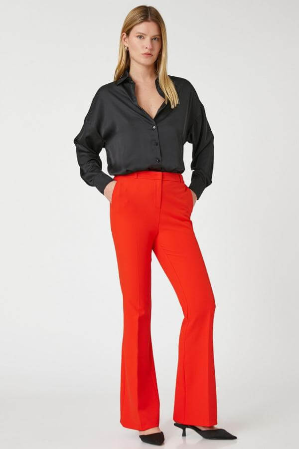 What Colors Go With Red Pants?