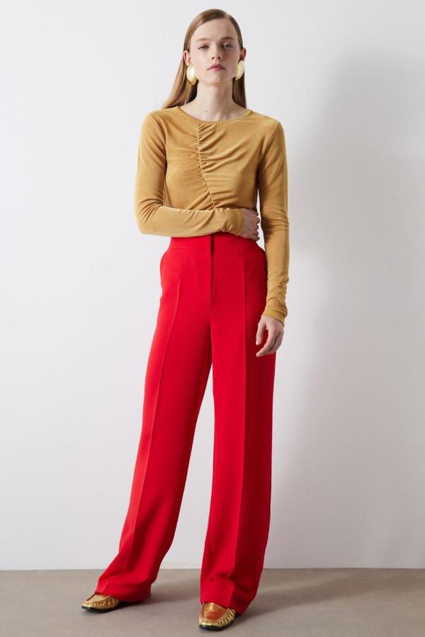 How to Style My Red Pants