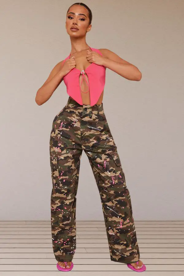 Camo Pants Pink Top Outfit