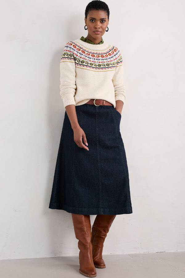 Fall Outfits With Skirts and Sweater