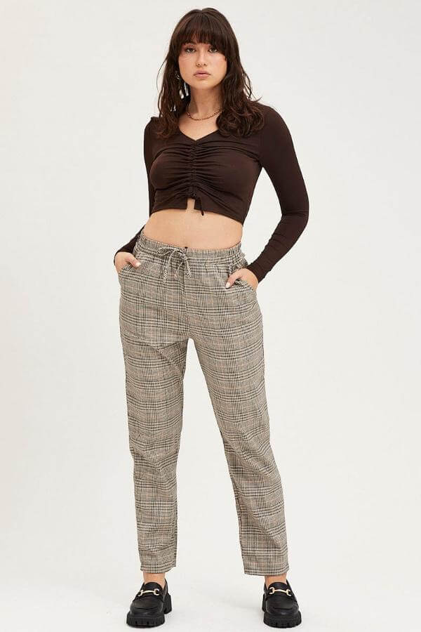 Checkered Pants Outfit Women Casual