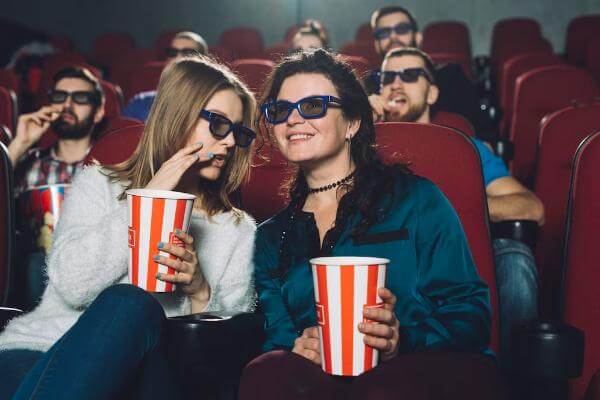 Movie Theater Outfit Ideas Women