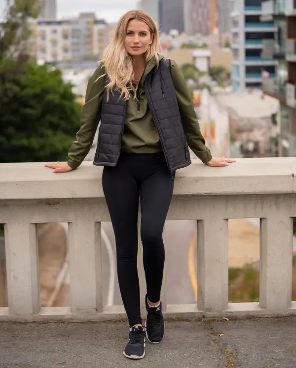 Puffer Vest Outfit Street Style