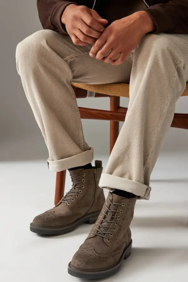 Brogue Boots Men's Outfit Style