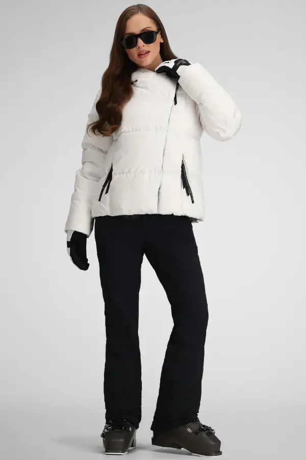 Ski Resort Outfits For Women