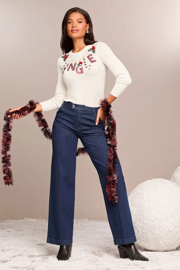 Christmas Outfit Sweater and Jeans