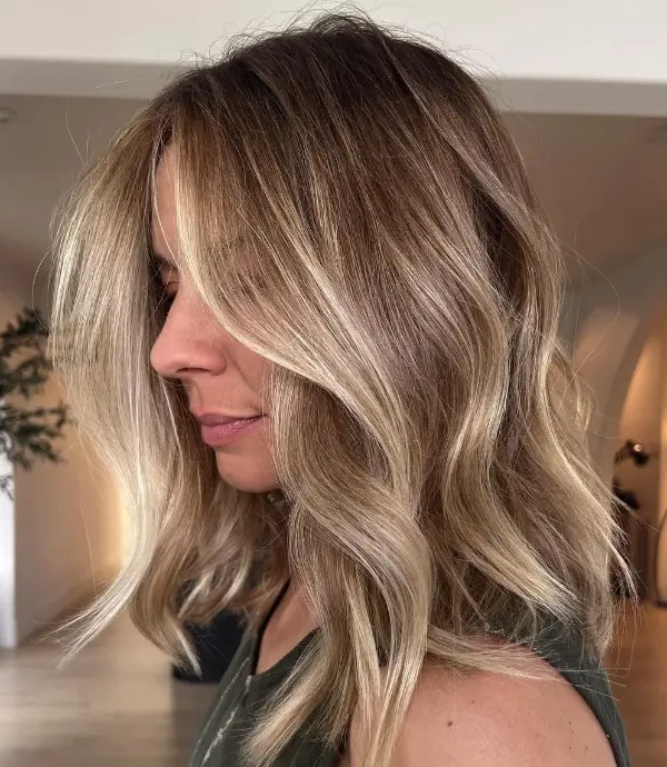 Fall Bronde Balayage Shoulder Length