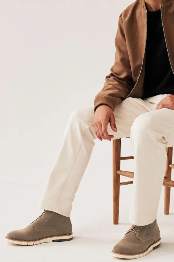 How to Wear Desert Boots Men Outfit